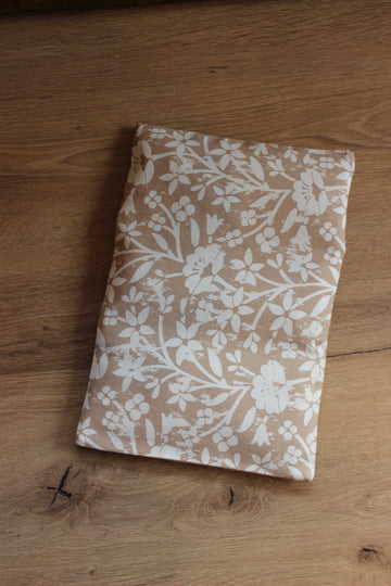 bouillotte sèche en graines de lin - Fleurs beige blanche