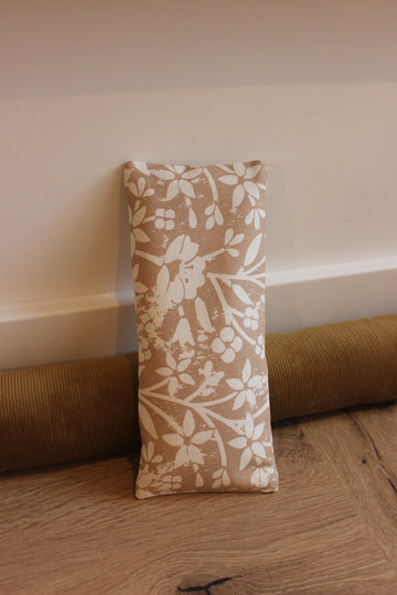 Coussin de relaxation pour les yeux - Fleurs beige blanche